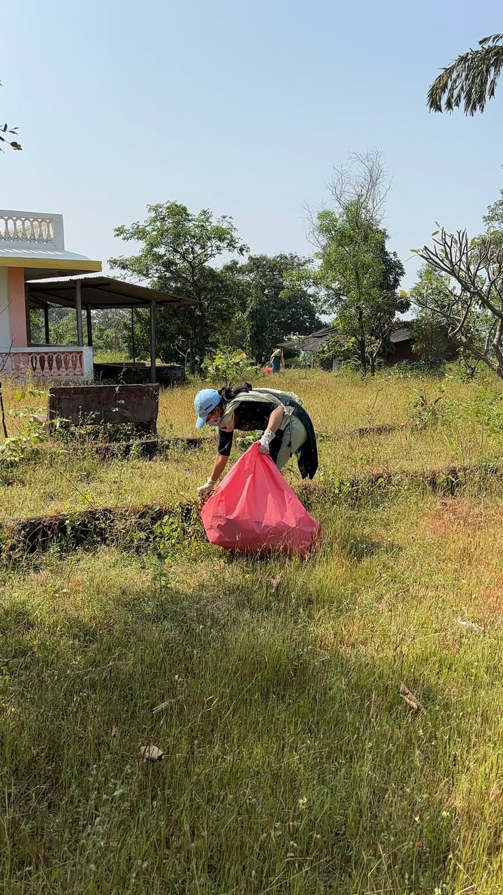Ajmal Gadh mountain cleanup — photograph 50